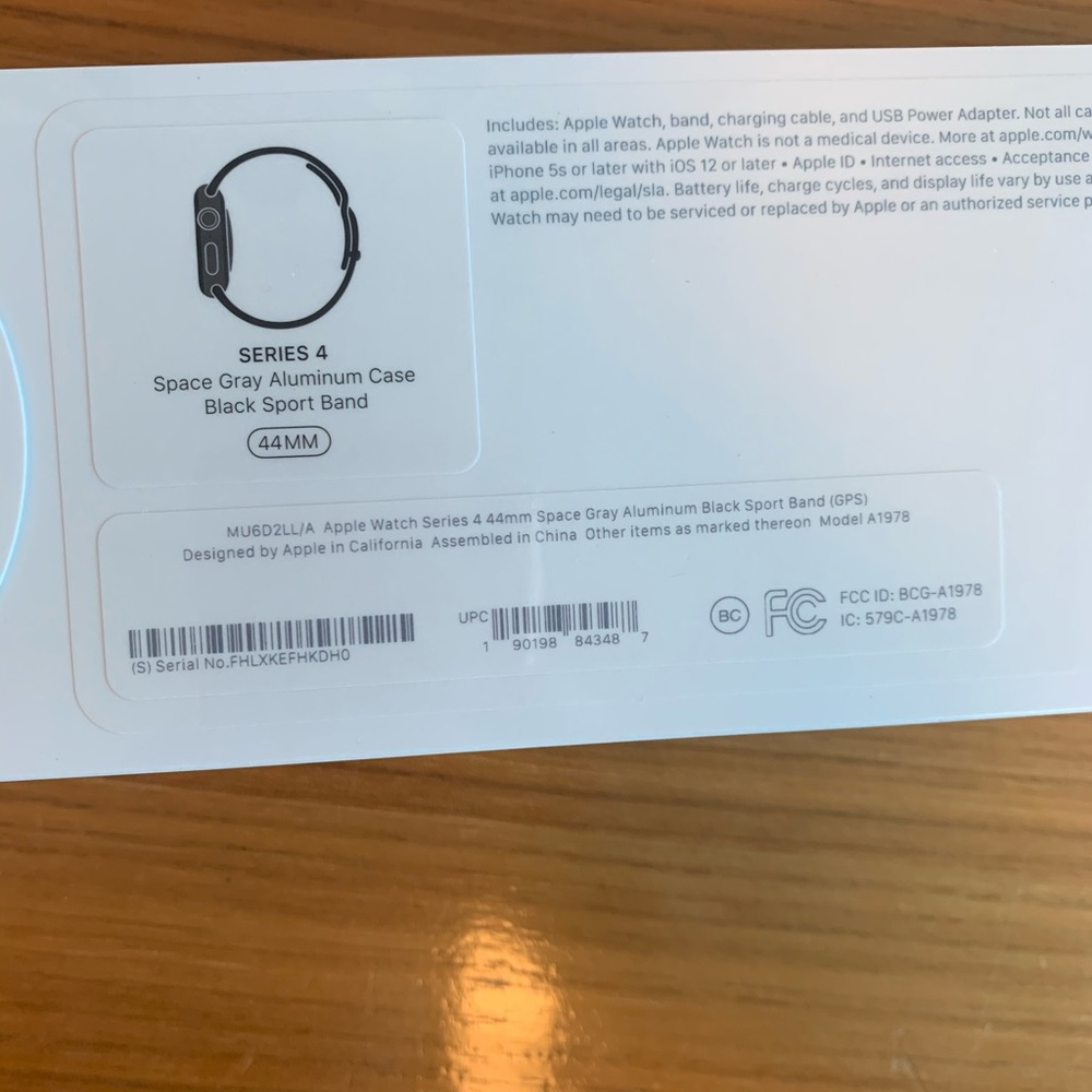 BNIB Apple Watch series 4 44mm